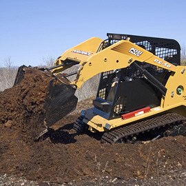 Yüksek performanslı boyalı, toprağı hareket ettiren sarı buldozer